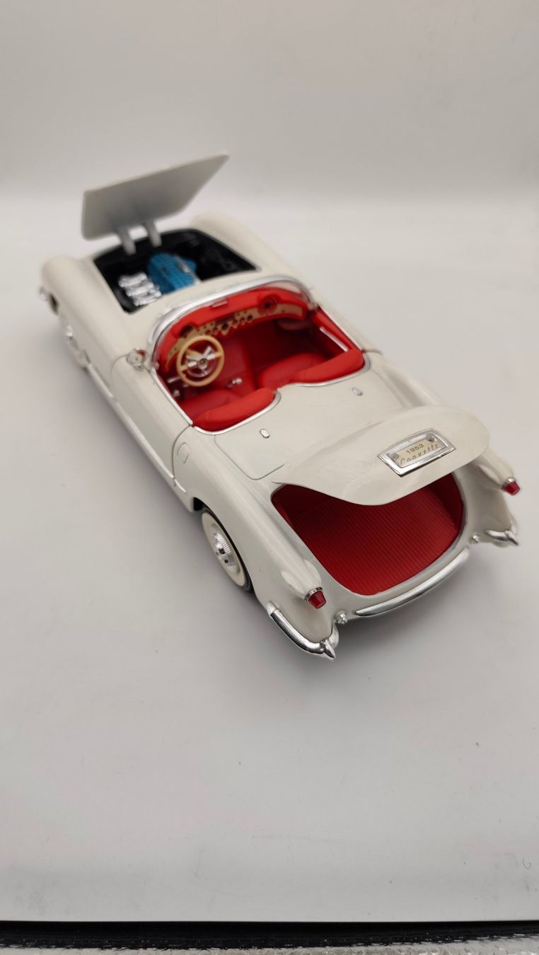 Chevrolet Modellini d'auto: Chevrolet Corvette 1953 – Usato da Bern venduto da Buybest24 2