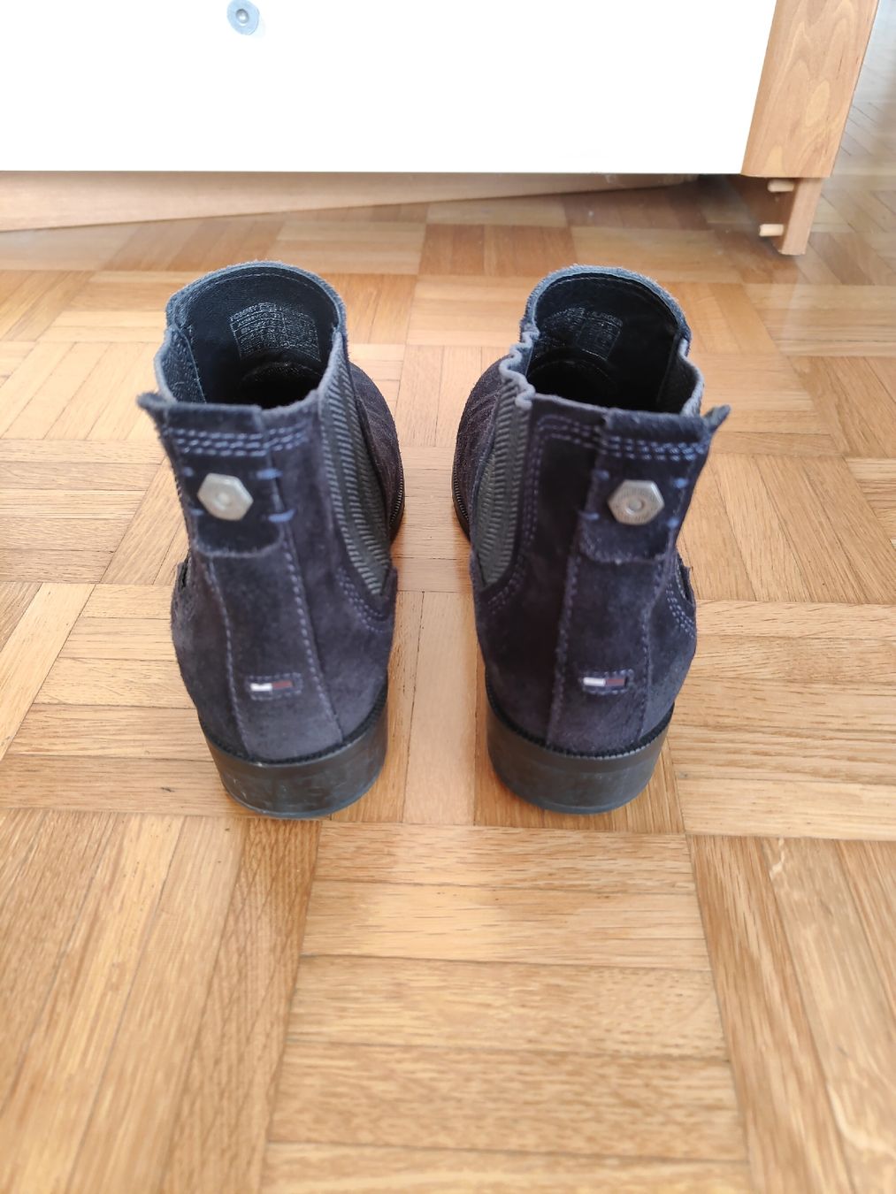 Tommy Hilfiger Damenschuhe: stivaletti – Gebraucht aus Tesserete von eli_y5kr 1