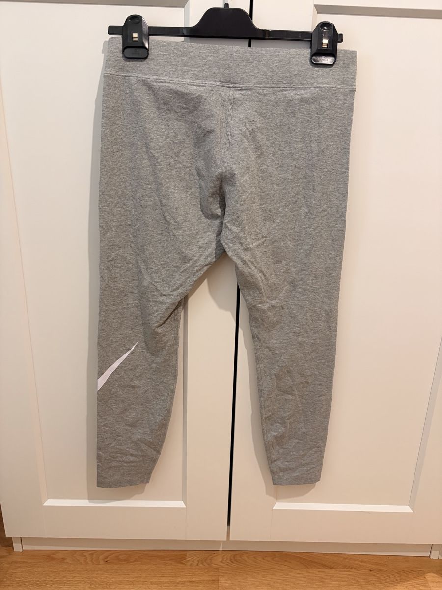 Nike Leggings: Leggings Nike  – Neu (gemäss Beschreibung) aus Bussigny von LabiZaule 1