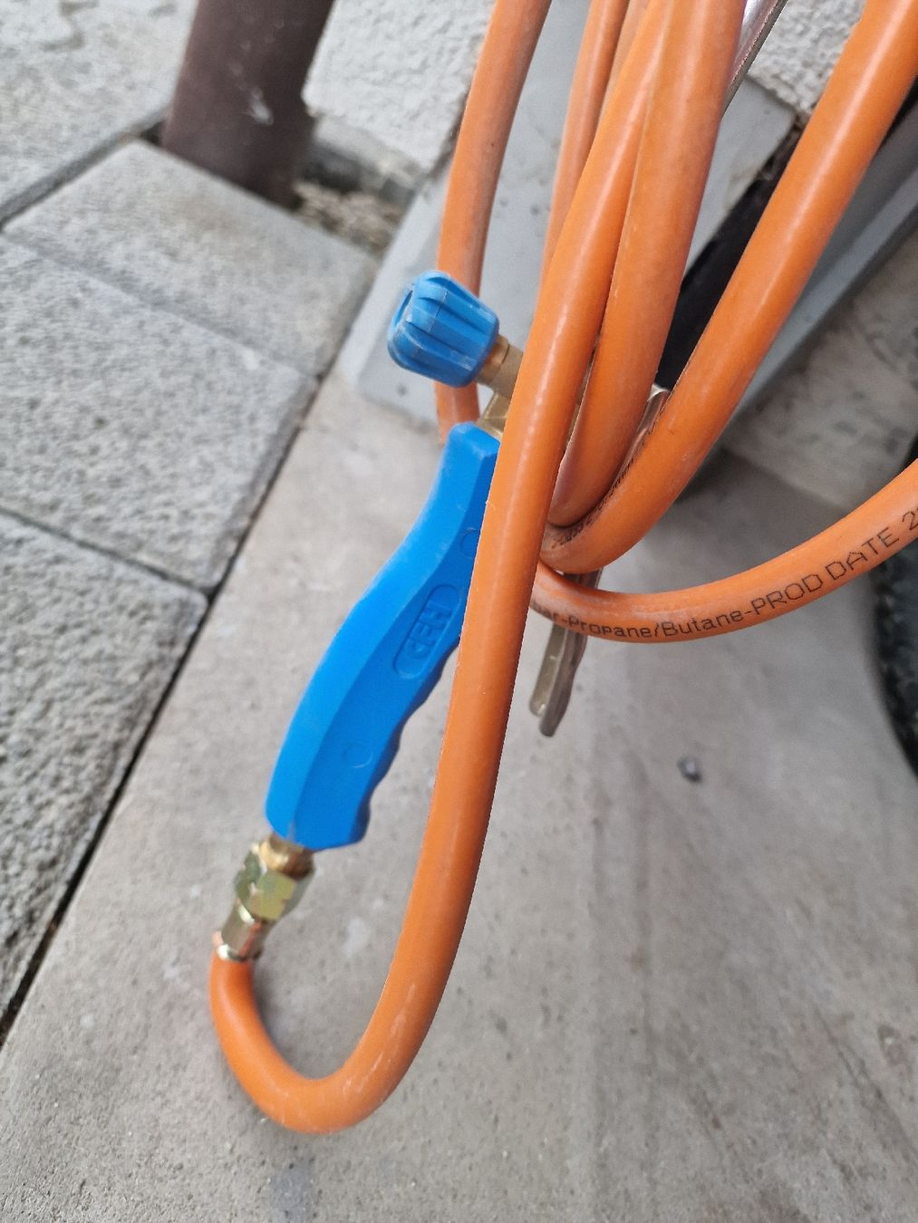 Tous les outils: CFH Gas Abflammgerät Unktrautbrenner Dachbrenner TOP – D'occasion à Güttingen par Freiberger-Verkauf 1