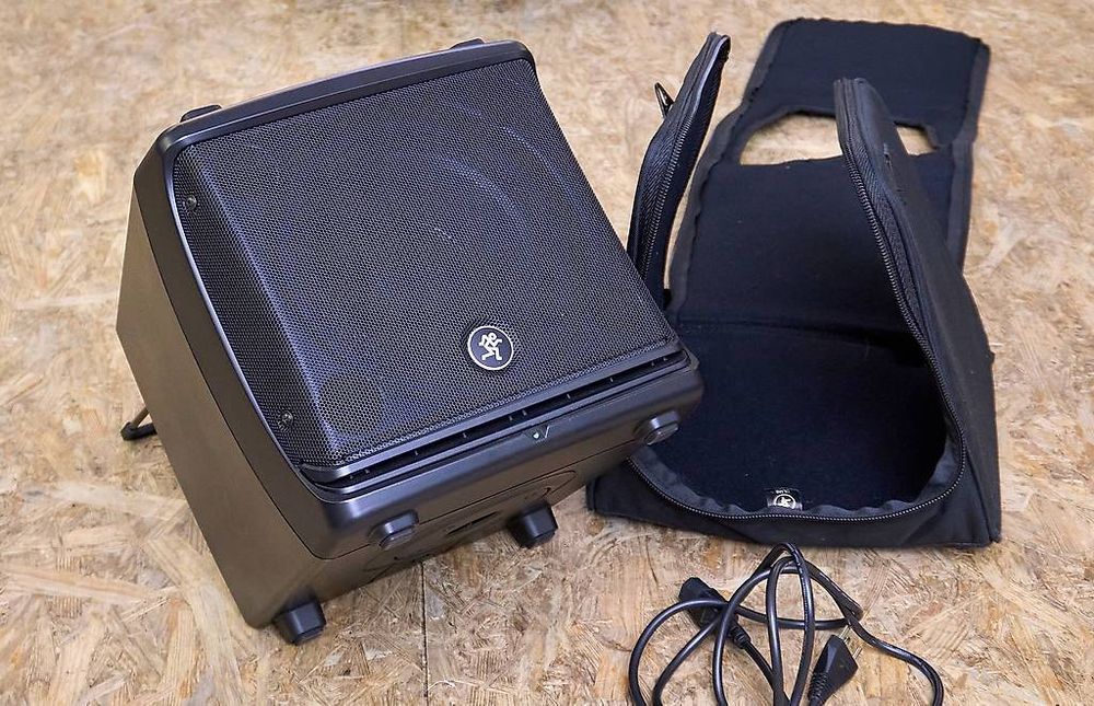 Mackie Lautsprecher: Mackie DLM8 PA-Lautsprecher inkl. Bag - Neupreis ab 1000.-Fr – Neu (gemäss Beschreibung) aus Aarau von Bigbenmusic