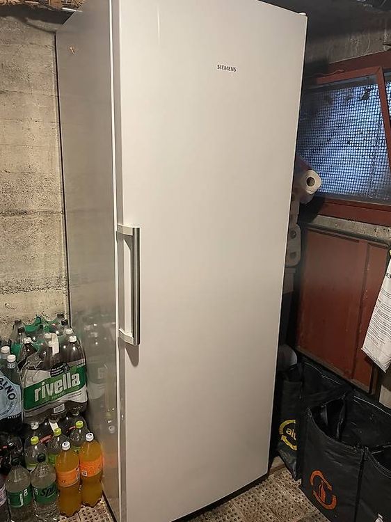 Siemens Gefrierschrank 360 Liter (Gebraucht) in Oensingen für CHF 390 – nur Abholung auf Ricardo kaufen