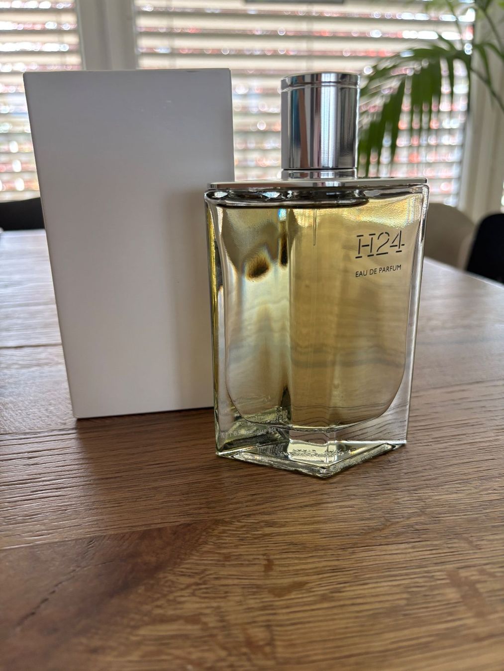 Hermès Profumi & Eau de Toilette: Hermes H24 EDP 100ml – Nuovo (secondo la descrizione) da Wallisellen venduto da Daisy_Luxury