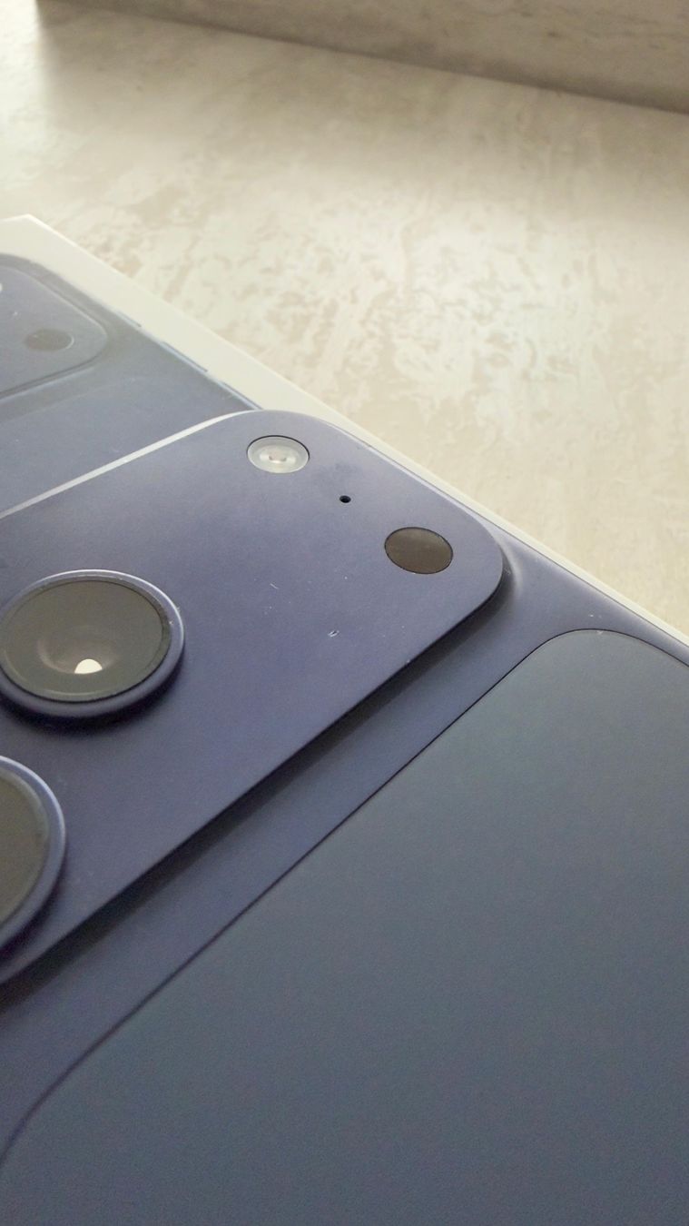 Apple Portables: Iphone 17 pro Max 256 Deep Blue – D'occasion à Oetwil am See par sab_66lg 2