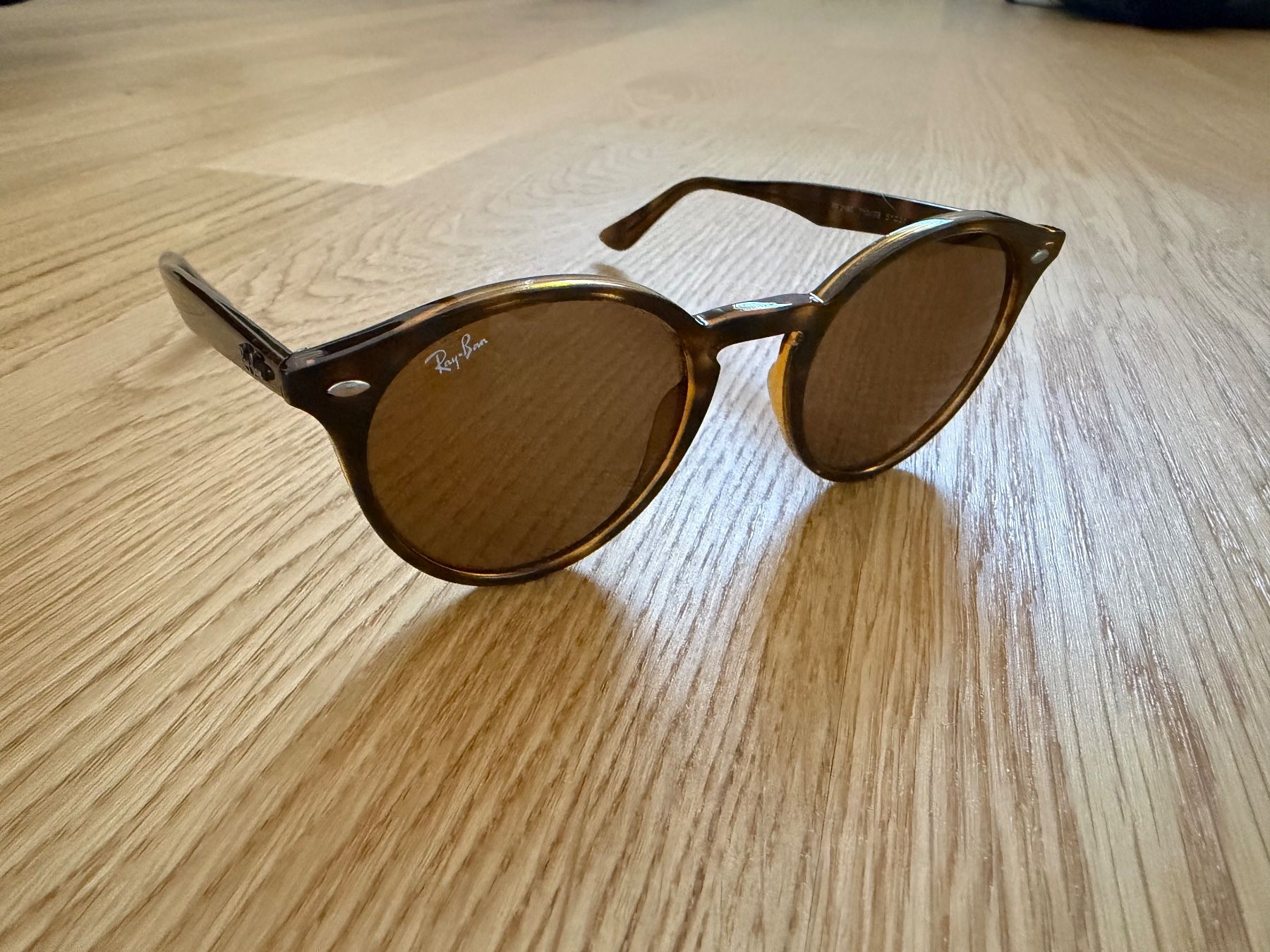 Ray-Ban Brillen & Gläser: Ray-Ban Sonnenbrille RB 2180 – Gebraucht aus Zug von Capraibex78