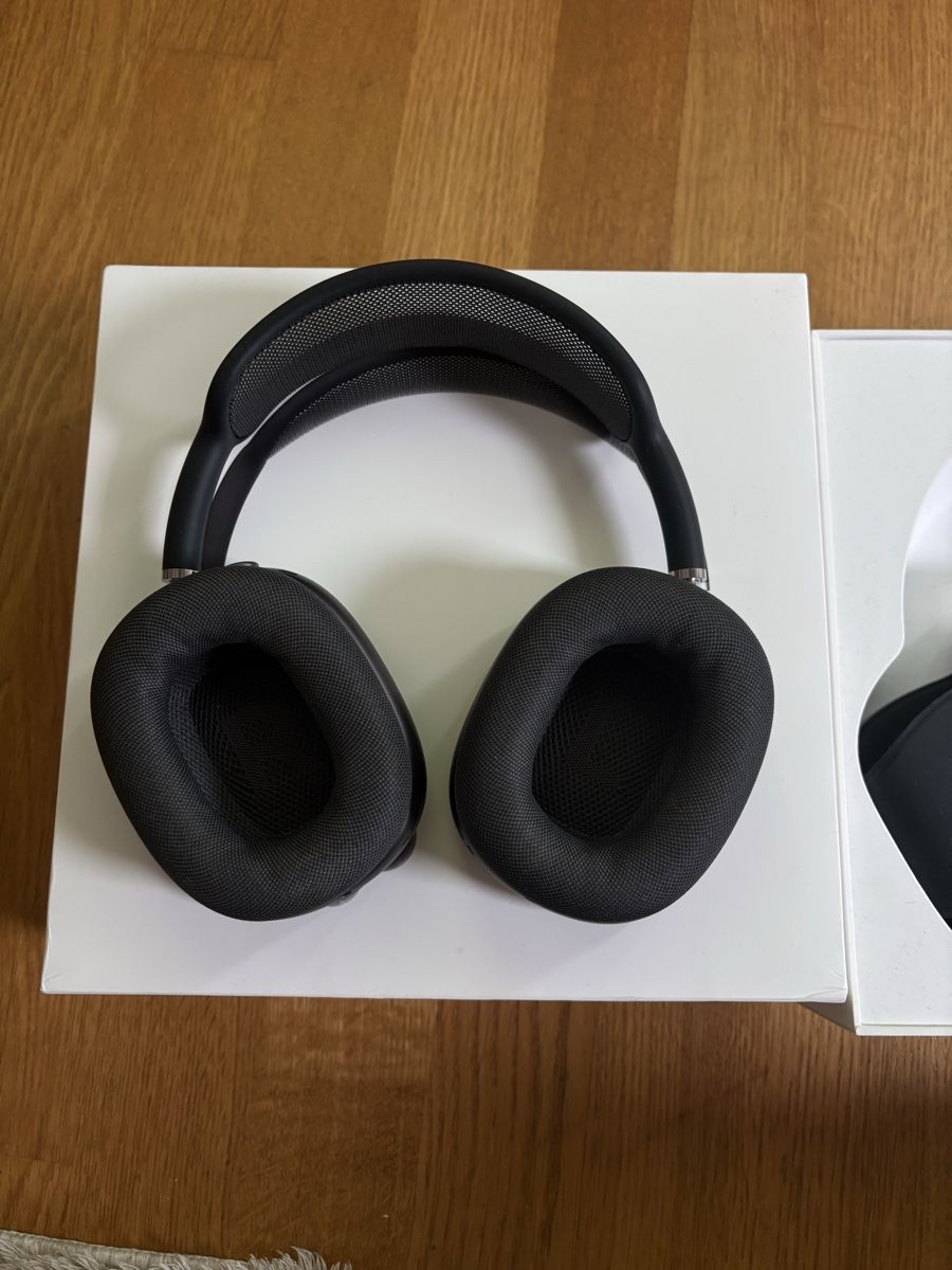 Apple Cuffie: Apple AirPods Max - Space Grau – Usato da Günsberg venduto da sophiaelena 1