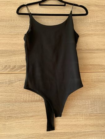 Body noir chic