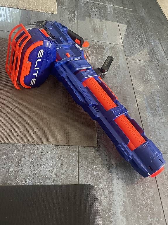 Jouets: Nerf – D'occasion à wallisellen par slavicak