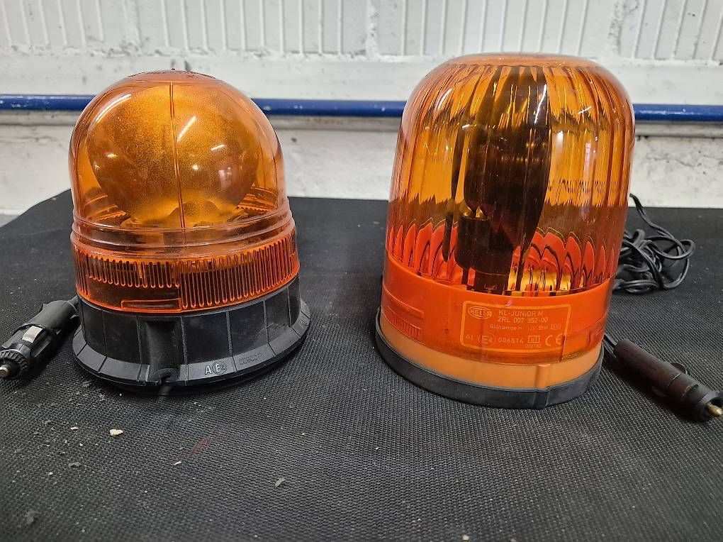 Lampen: Magnet Rundumleuchte /Drehlicht – Gebraucht aus Heimberg von Visiontuning