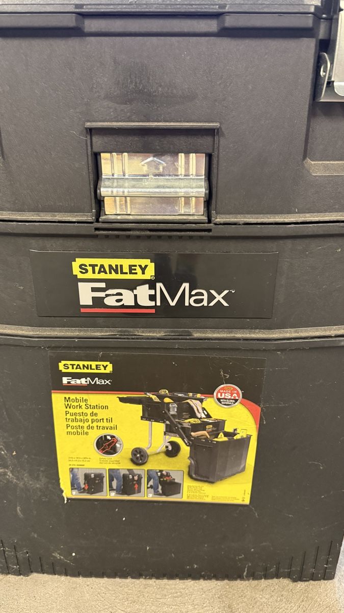 Stanley Sonstige Dekorationen & Accessoires: MOBILE ARBEITSSTATION FATMAX™ – Gebraucht aus Neuheim von HuwylerNeuheim 1