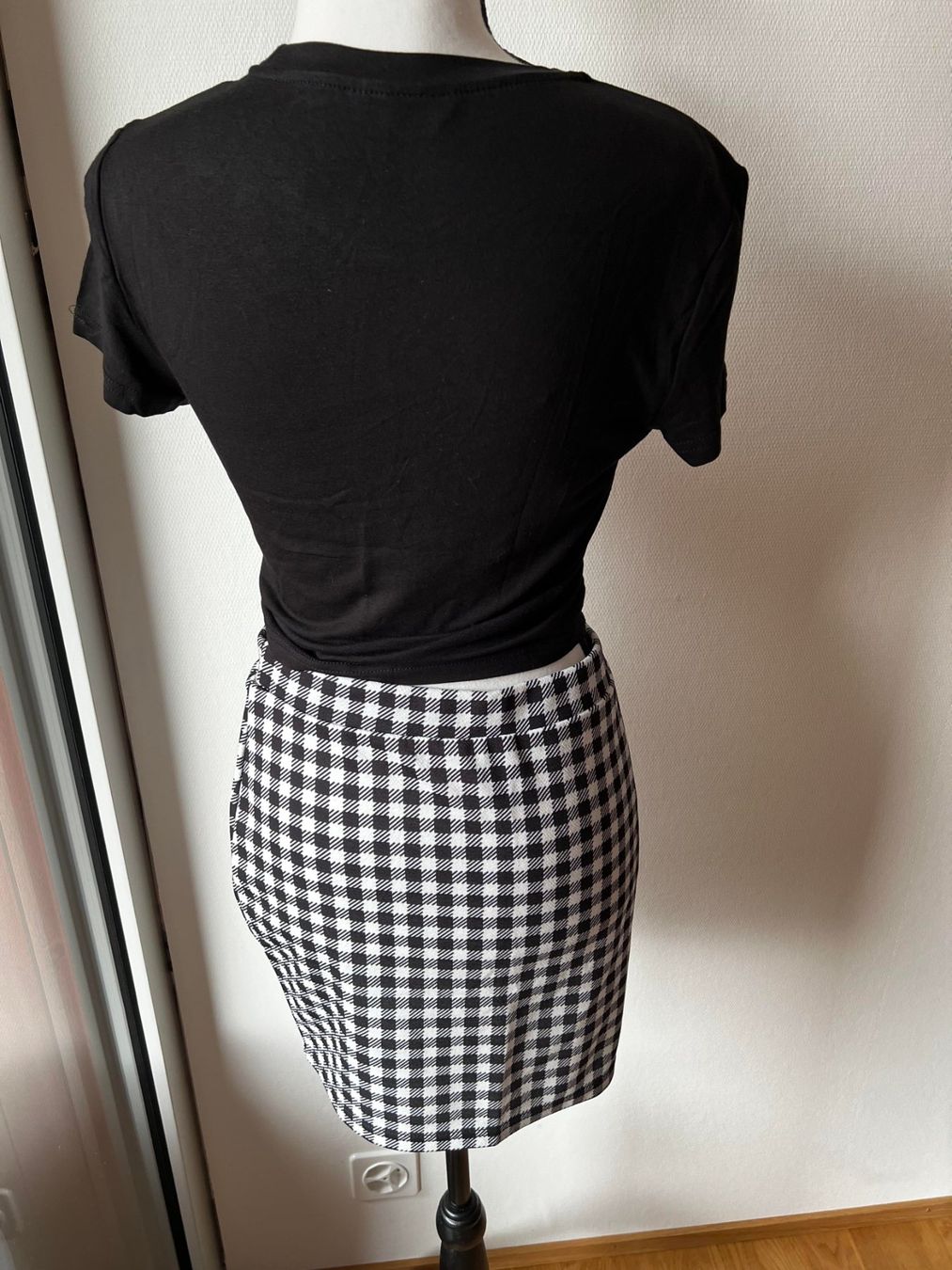Completi & Tailleur: Neuer Anzug S – Nuovo e nell'imballaggio originale da Riehen venduto da edu_92w7 2