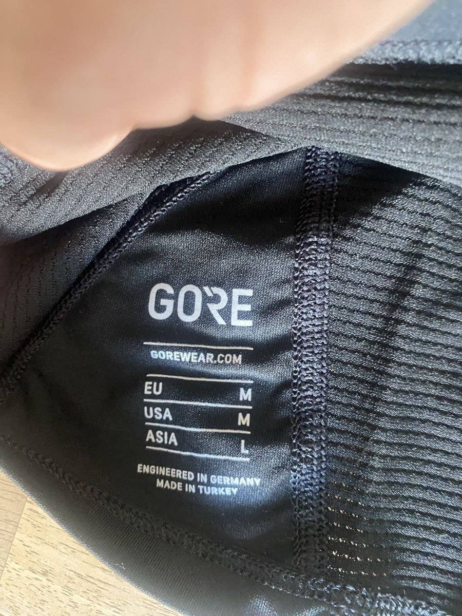 T-shirts: Gore Windstopper Herren – D'occasion à Hersiwil par lambretta86 1