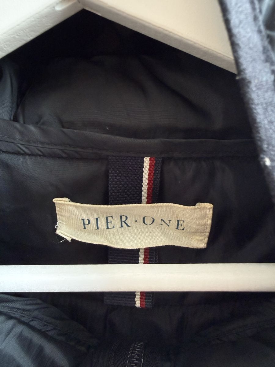 Gilets & Westen: Pier one Gilet mit Kapuze, Gr. M – Gebraucht aus Lyss von Schuschuu. 2