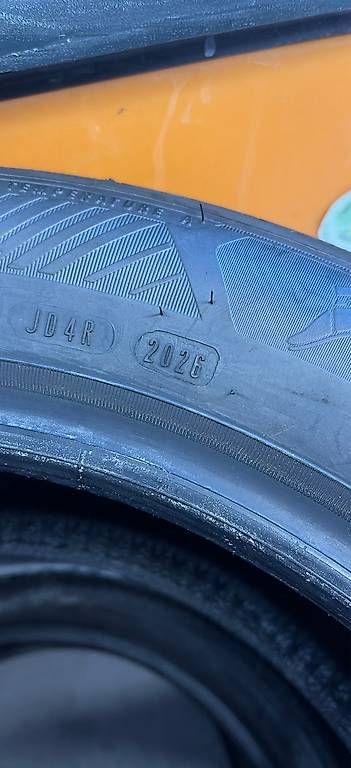 Pneumatici & Ruote complete: 215/55R17  Good Year Efficient Grip – Usato da Oberrohrdorf venduto da nuba78 3