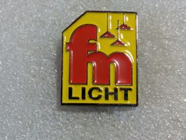 Ansteckpin 117: FM Licht