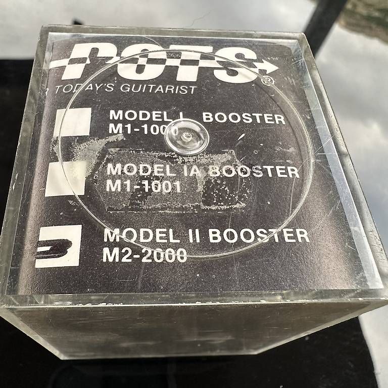 Amplificatori: Préampli intégré dans un potentiomètre – Usato da Carouge GE venduto da Domblo 3