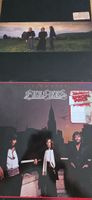 2 Disque vinyle Bee Gees Living Eyes E.S.P. bon état