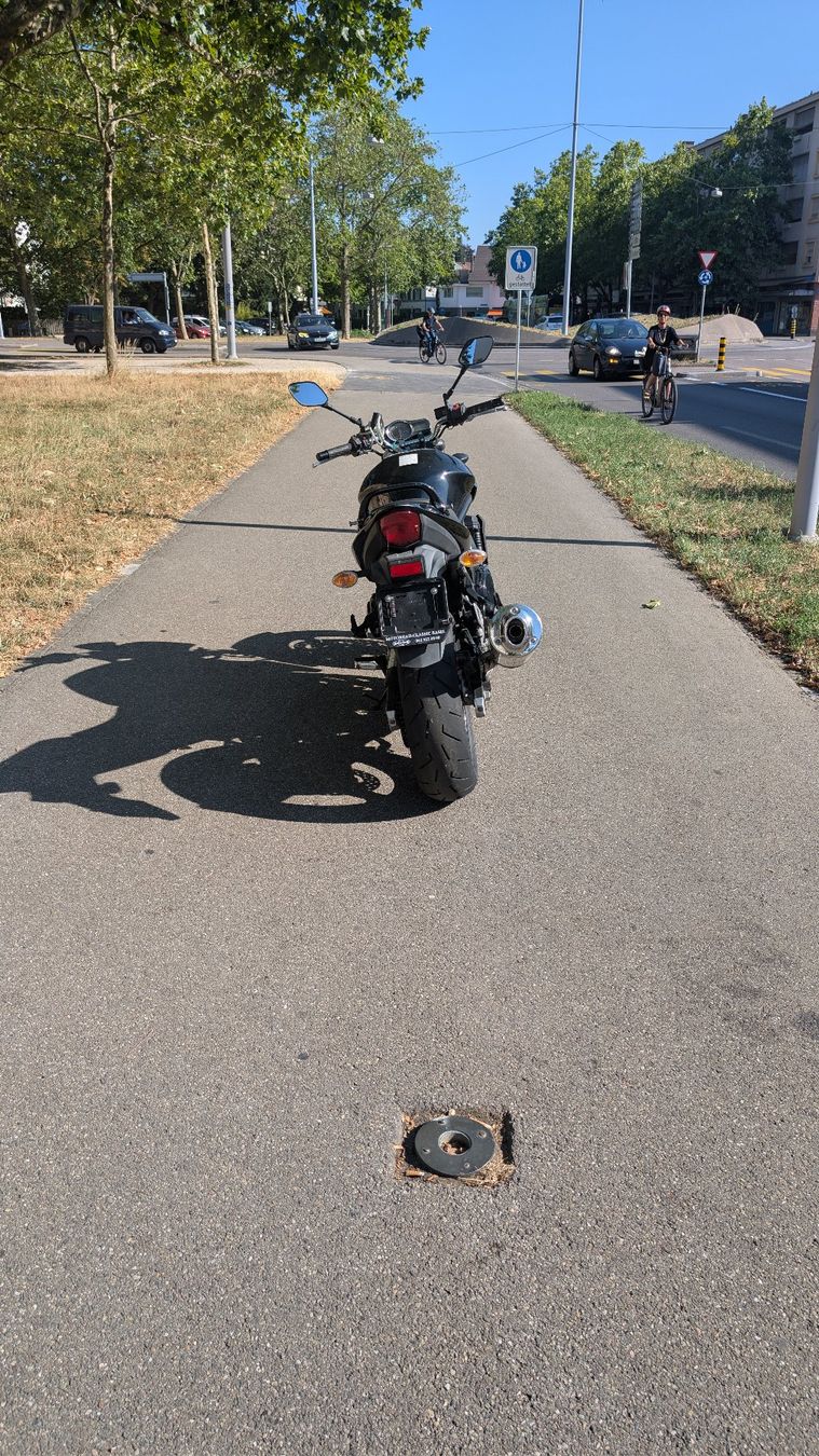 Suzuki Route: Suzuki GSF 650A Bandit – D'occasion à Basel par Motorrad-Classic 1