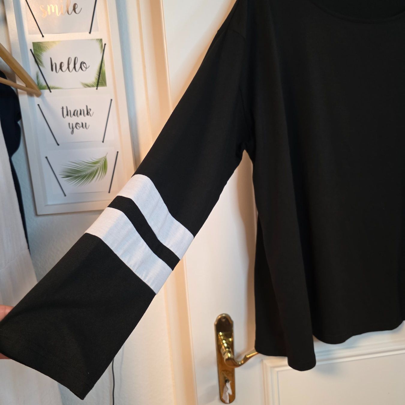 Blusen: Shirt 2XL Schwarz Weiß Casual Langarm Basic Freizeit – Gebraucht aus Wald ZH von CapLux 5