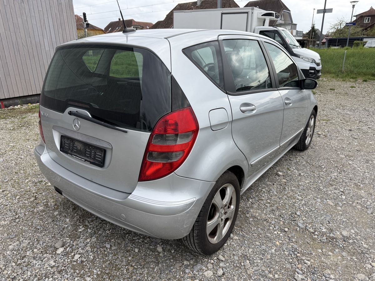 Mercedes-Benz Autos: Mercedes-Benz A150 – Gebraucht aus Oberönz von Xyz90 2