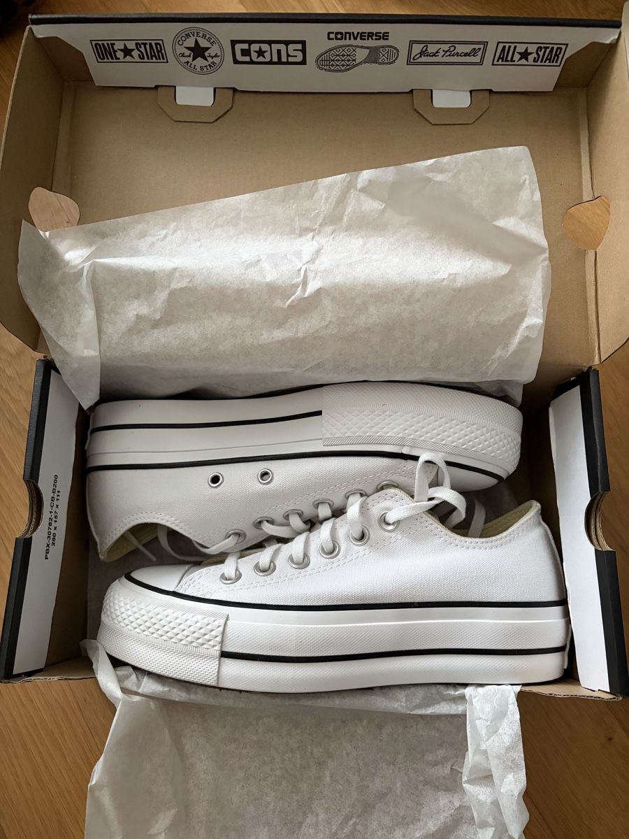 Converse Scarpe da donna: Basket converse blanche 36.5 – Nuovo e nell'imballaggio originale da Dully venduto da CELINE.D11
