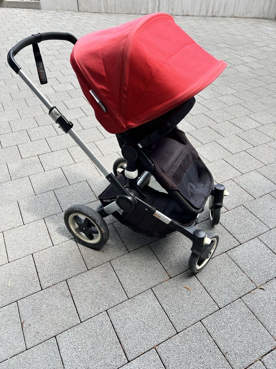 Bugaboo Kinderwagen: Kinderwagen Bugaboo Buffalo in rot – Gebraucht aus Baldegg von Nu08