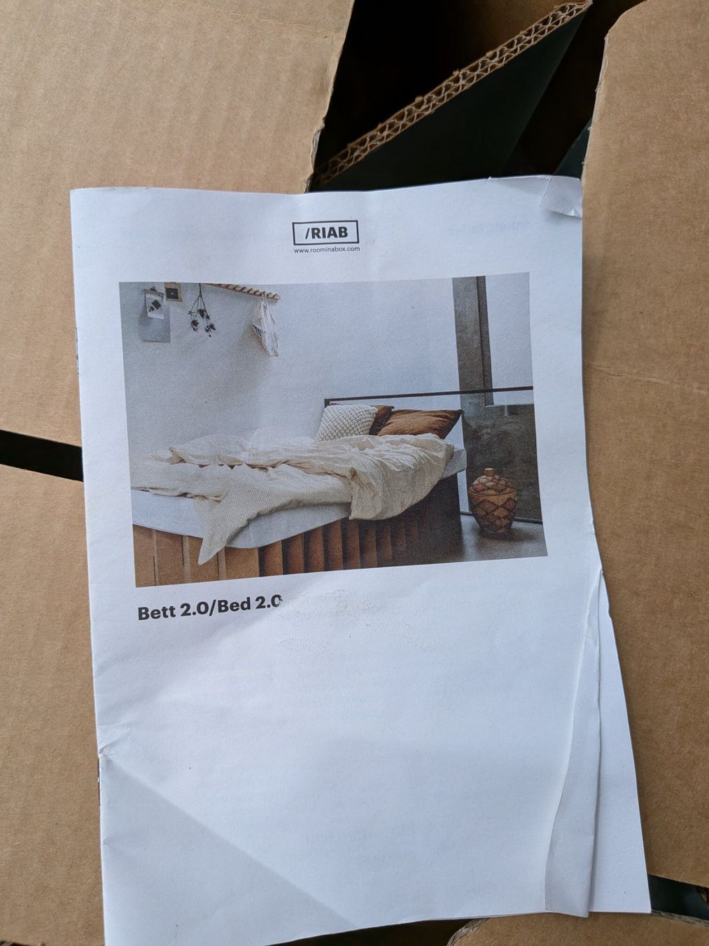 Letti: Karton Bett Riab. roominabox – Usato da Emmen venduto da magelan 6
