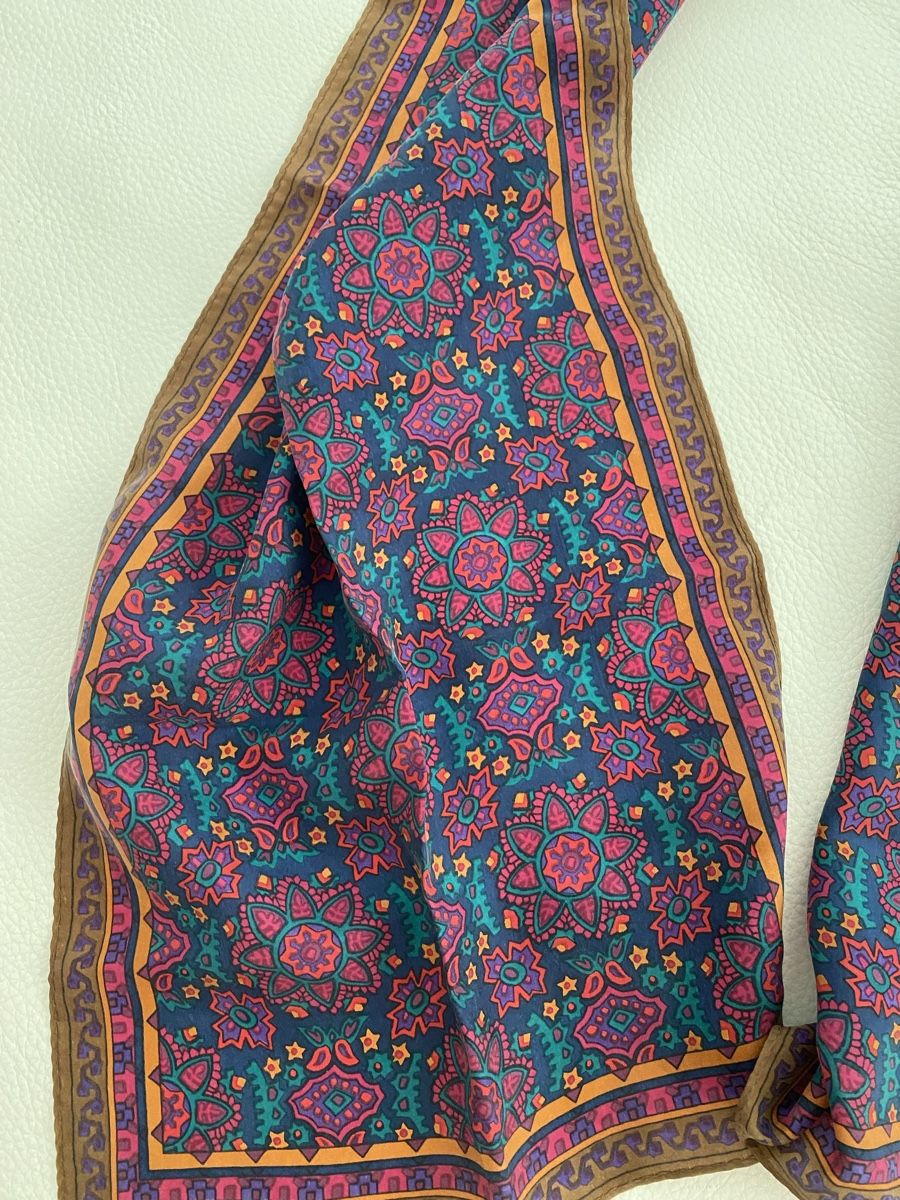 Foulards, Tücher & Schals: Ellen Tracy Seiden Schal 🌸 – Gebraucht aus Opfikon von Luis144 1