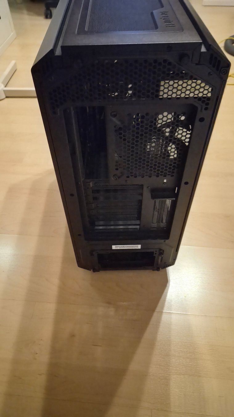 beQuiet! Custodie: BeQuiet Silent Base 802 mit Silent Wings Pro 4 – Usato da Oensingen venduto da chefkoch123 1