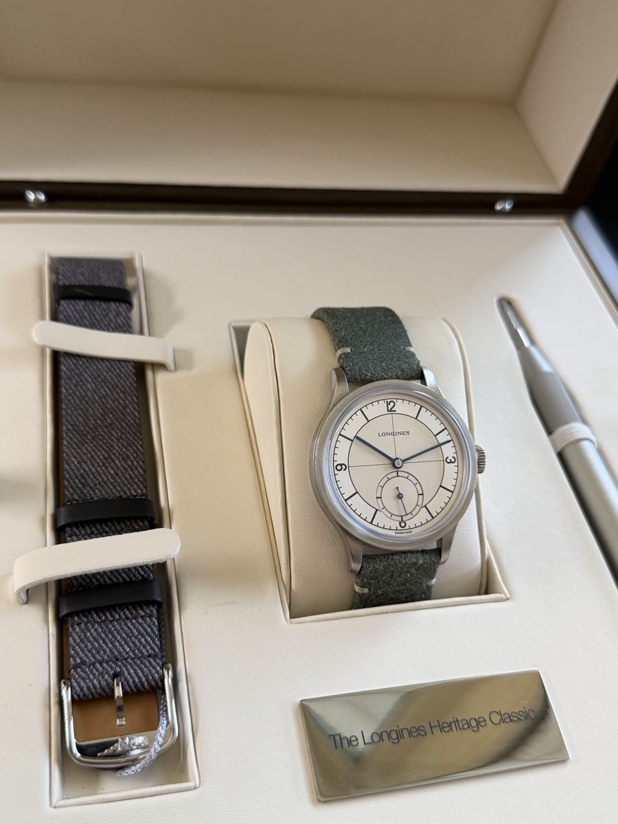 Longines Orologi: Longines Heritage Classic Sector Dial – Usato da Nyon venduto da di_2c8q 5