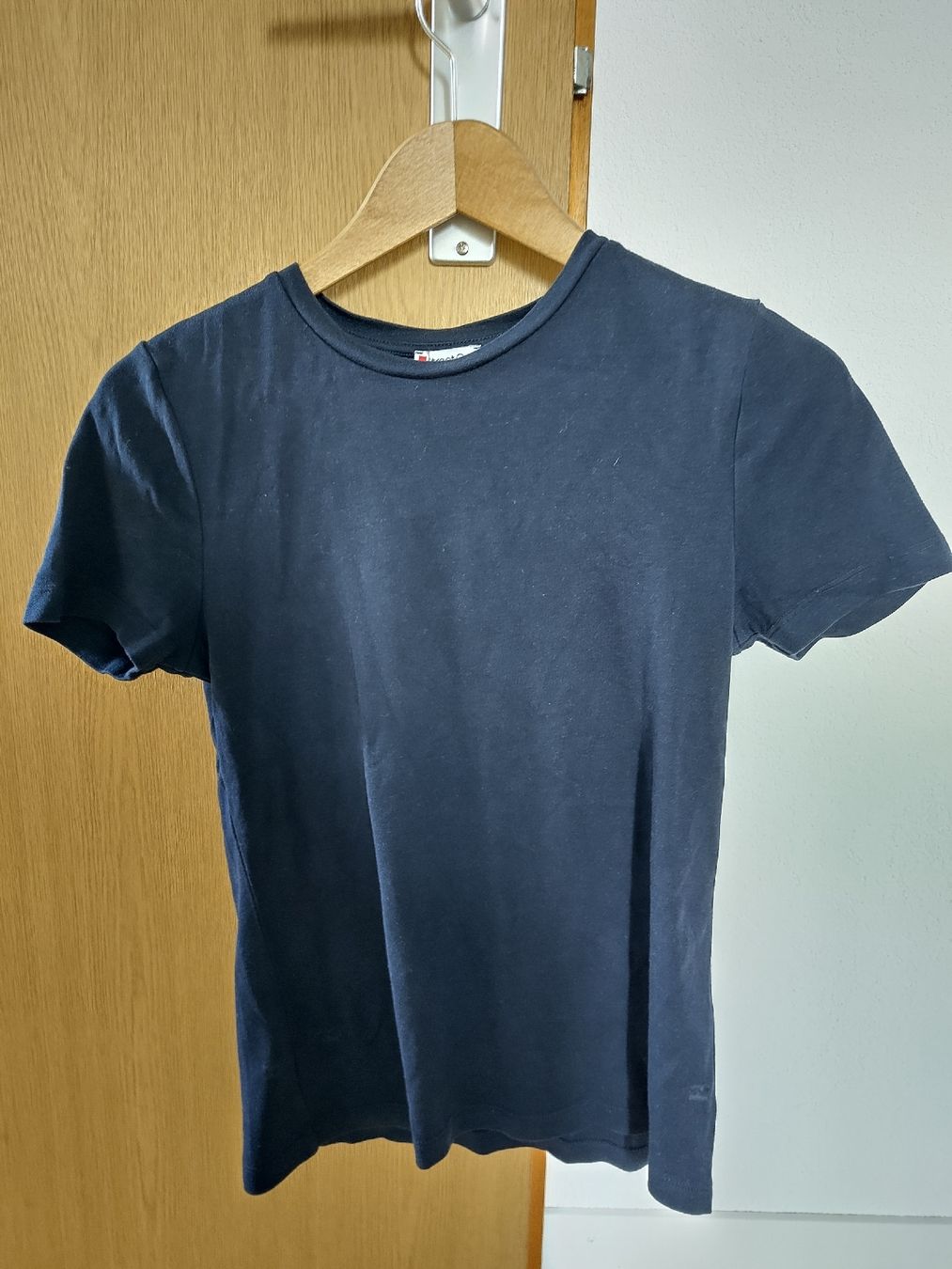 T-shirt: T-Shirt dunkelblau – Usato da Aarberg venduto da barloomy