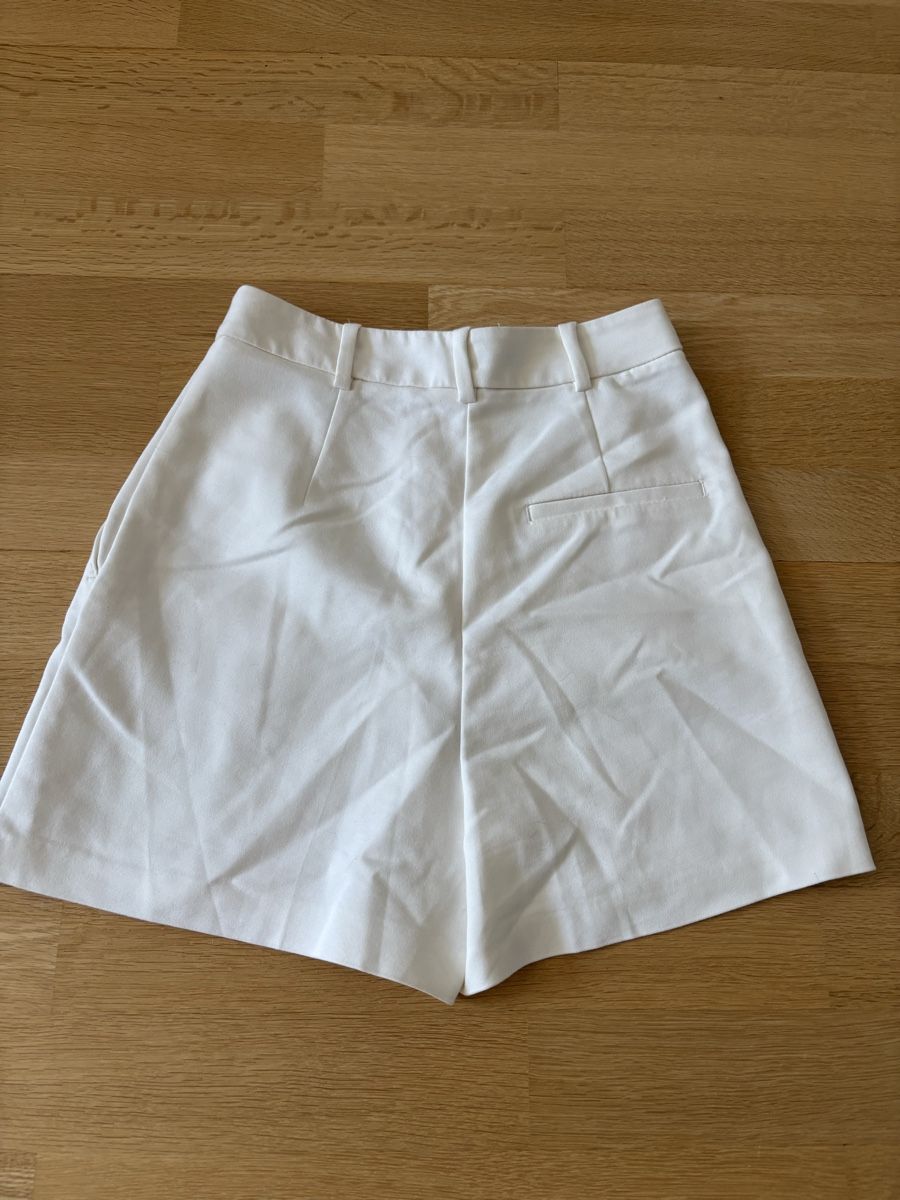 Zara Hosen: Zara weiße Short S – Gebraucht aus Fribourg von dafral 3