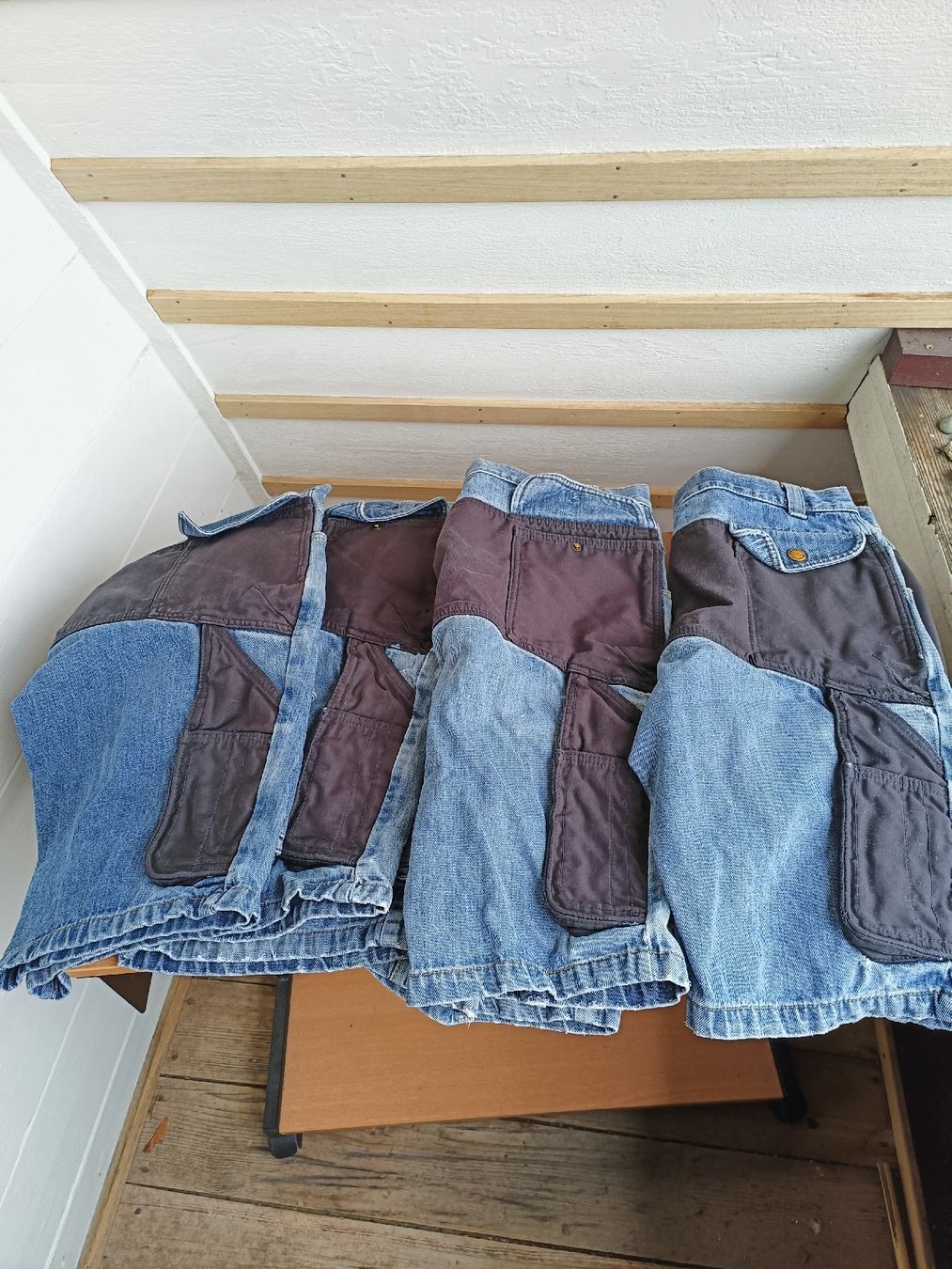Pantaloni: Worker Jeans Shorts – Usato da Steffisburg venduto da zulg03 1