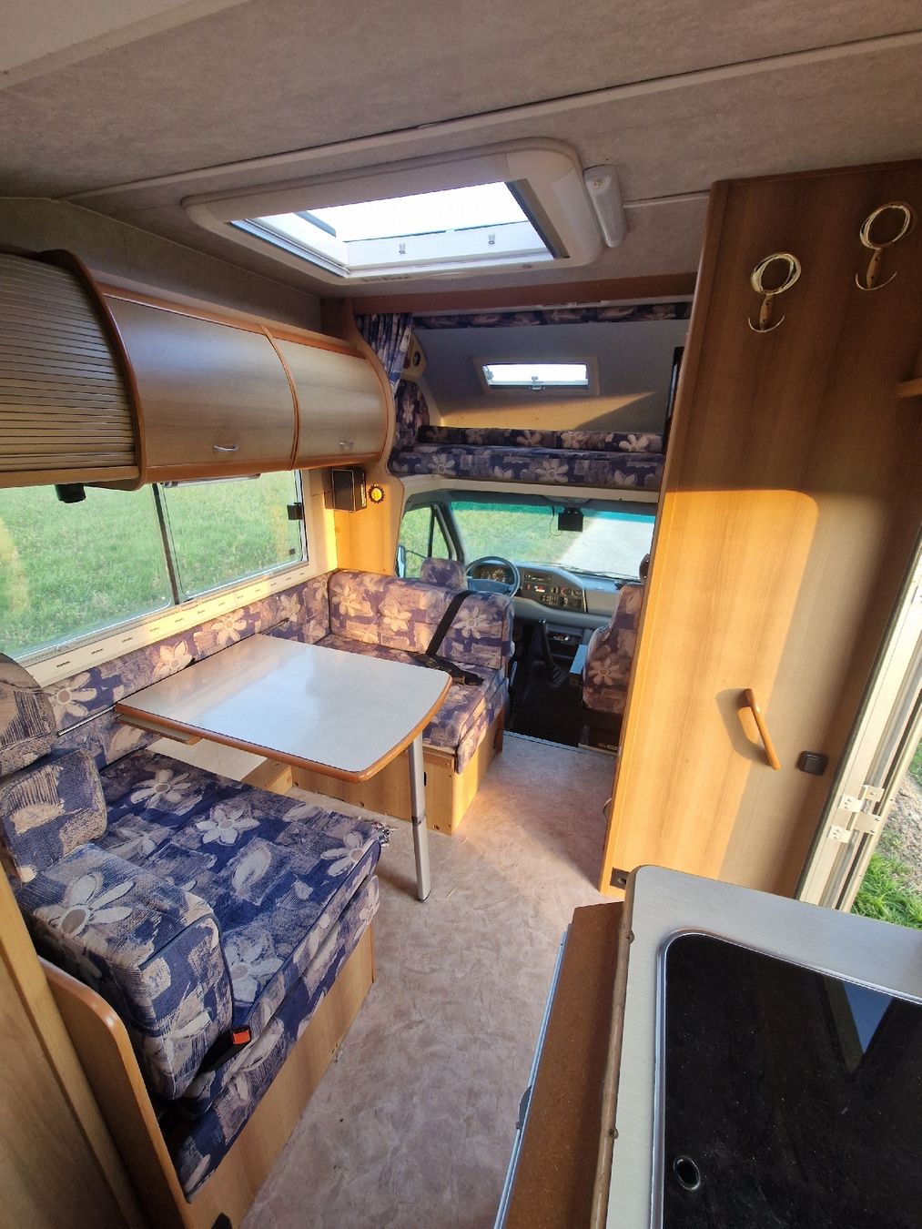 Mercedes-Benz Veicoli da campeggio: camping-car mercedes 312d – Usato da Châtelard-p-Romont venduto da lou_hf7m 6
