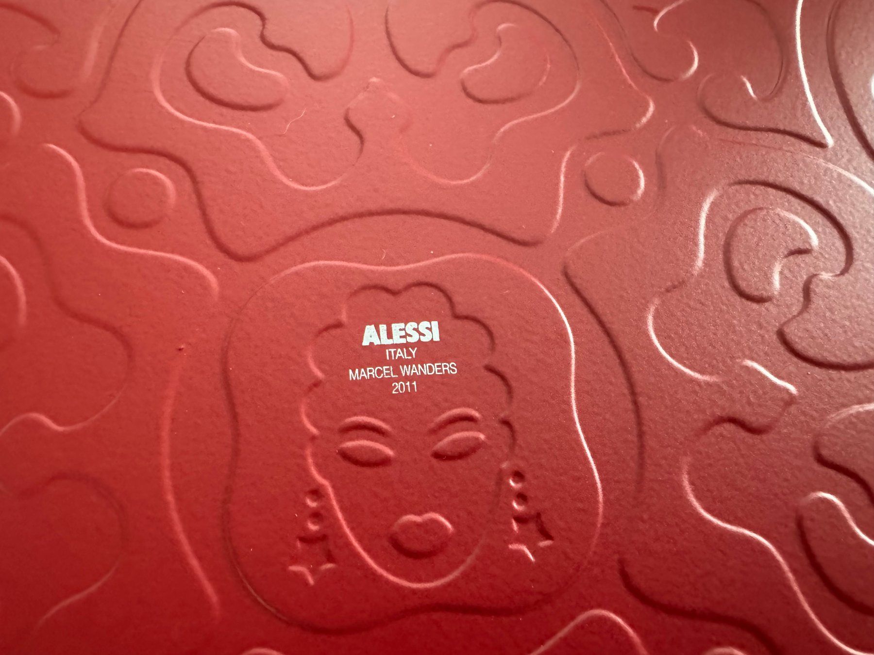 Alessi Servierplatten: Alessi "Dressed Red Tablett" Marcel Wanders 2011 – Gebraucht aus Fribourg von tschjoly 5