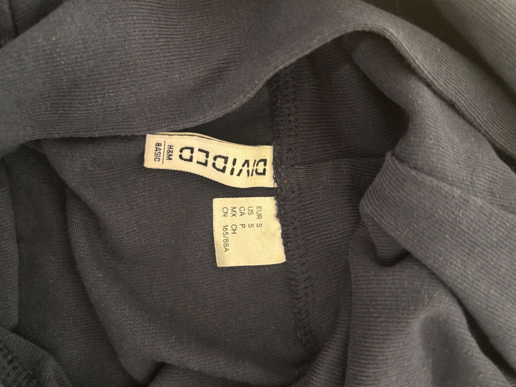 H&M Pullover & Sweatshirts: Langarm Shirt mit Kapuze, Gr. S – Gebraucht aus Bern von annik97 2
