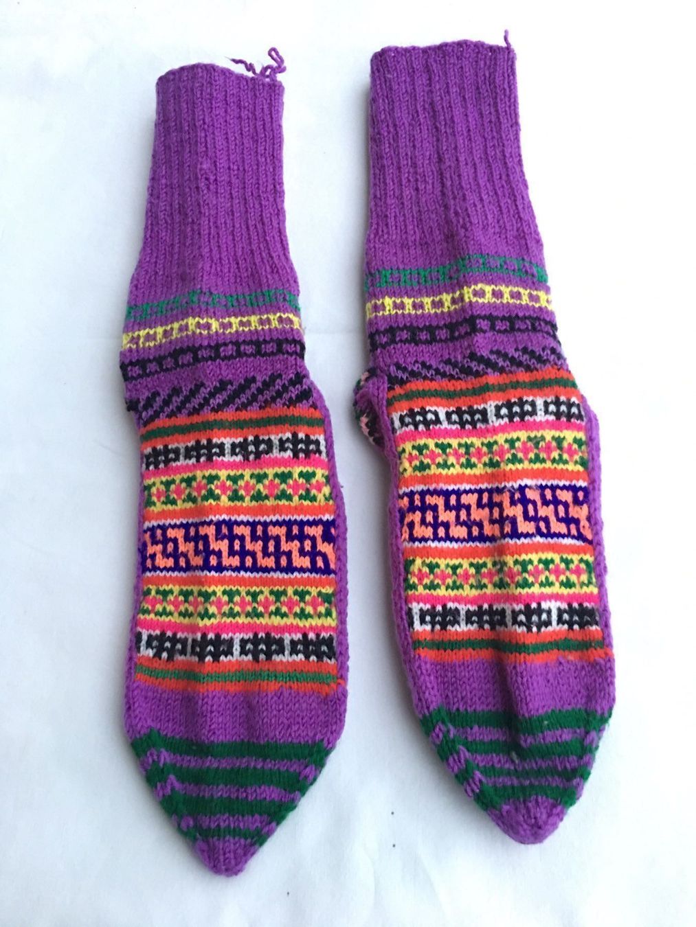 Calze: INDISCHE ETHNO SOCKEN - HANDGESTRICKT – Nuovo (secondo la descrizione) da Honau venduto da sainj