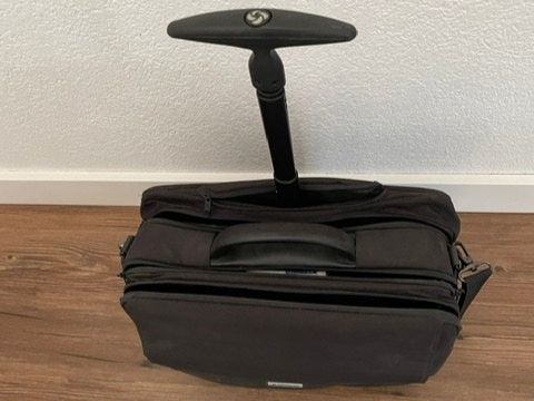 Samsonite Valigie & Borse: Samsonite Businesstasche mit Rollen und 4 Hauptfächer – Usato da Wichtrach venduto da AdminCCoach 1