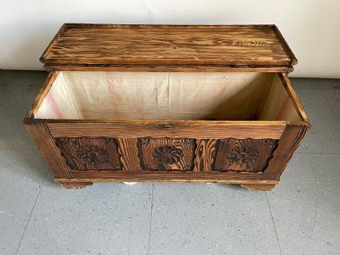 Alte Holztruhe | Kaufen auf Ricardo