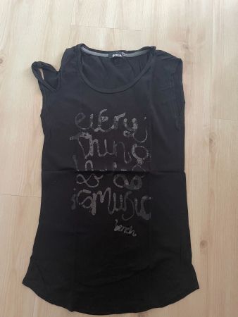 Bench Shirt