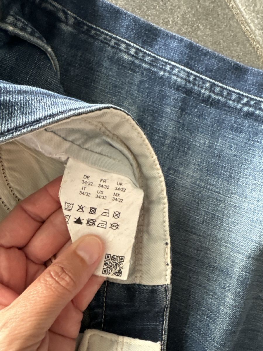Hugo Boss Jeans: BOSS Jeans blau W34 L32 – Usato da Wileroltigen venduto da torro11 2