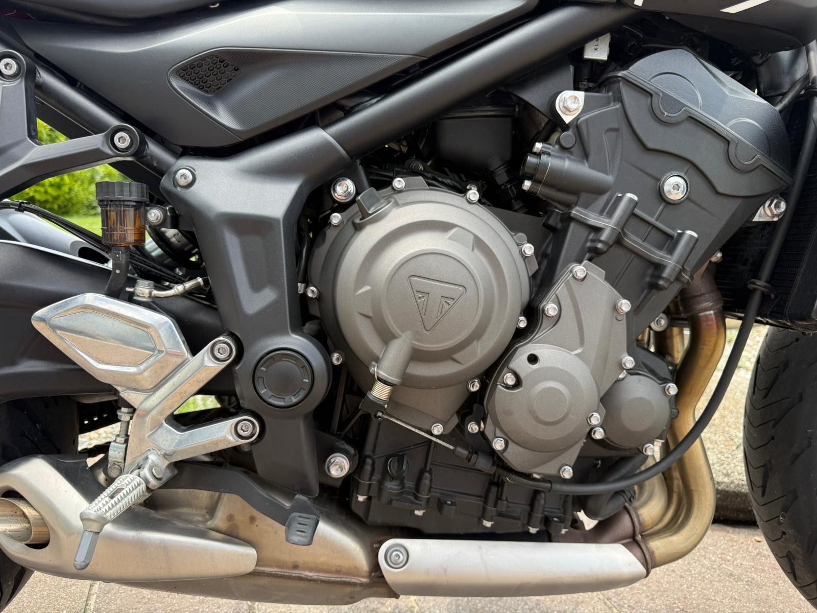 Triumph Strada: Triumph Trident 660 – Usato da Einsiedeln venduto da ver_sb5p 4