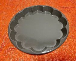 Runde Backform Rosettenform 30 cm, Höhe 3 cm Emailliert