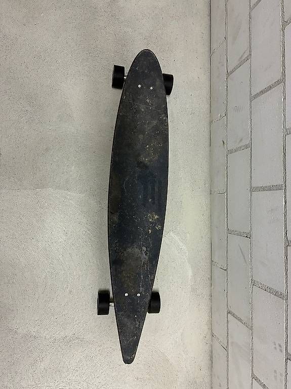 Skateboards: slalomboard / longboard – Usato da Winterthur venduto da Cacs