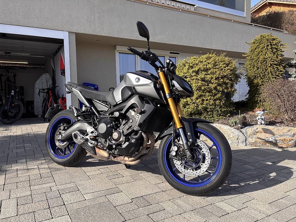 Yamaha Strada: YAMAHA MT-09 SP ABS – Usato da Blignou (Ayent) venduto da jul_v7qw