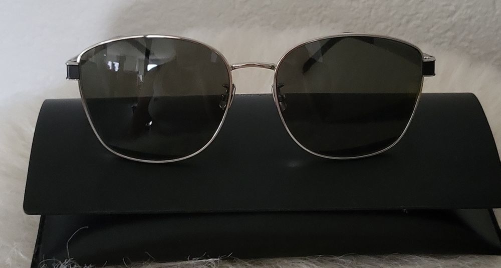 Lunettes De Soleil Sting Italy 4136 - Monture Or/vert Tortue - État Comme Neuves