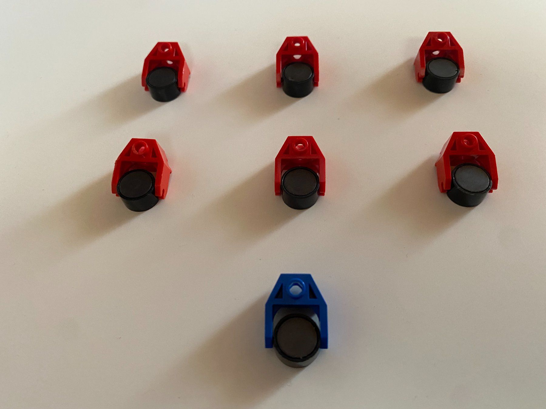 Lego Spielzeuge: LEGO - DIVERSE - SPACE - MAGNETE – Gebraucht aus Gelterkinden von ajdt4