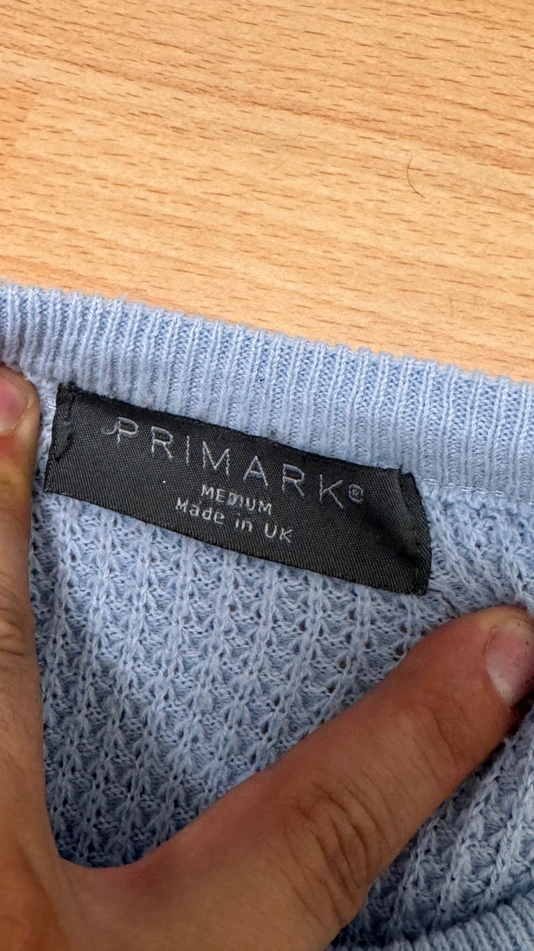 Pullover & Sweatshirts: Hellblauer Primark Pullover, Grösse M, neuwertig – Gebraucht aus Ostermundigen von Vangiolillo 2