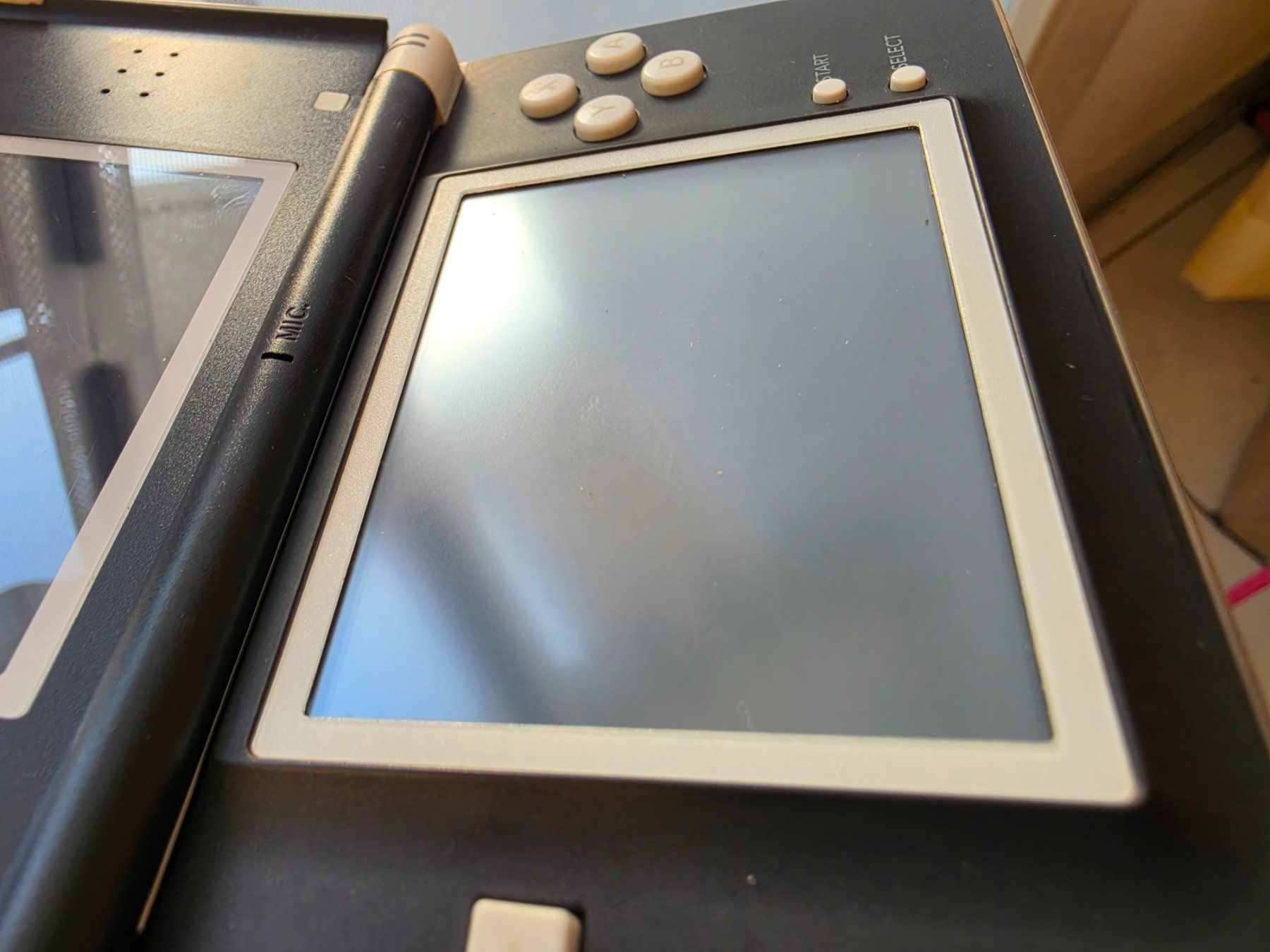 Nintendo Console: Nintendo DS lite in schwarz/ weiss mit Rumble Pack – Usato da Sempach venduto da Knuckles17 2