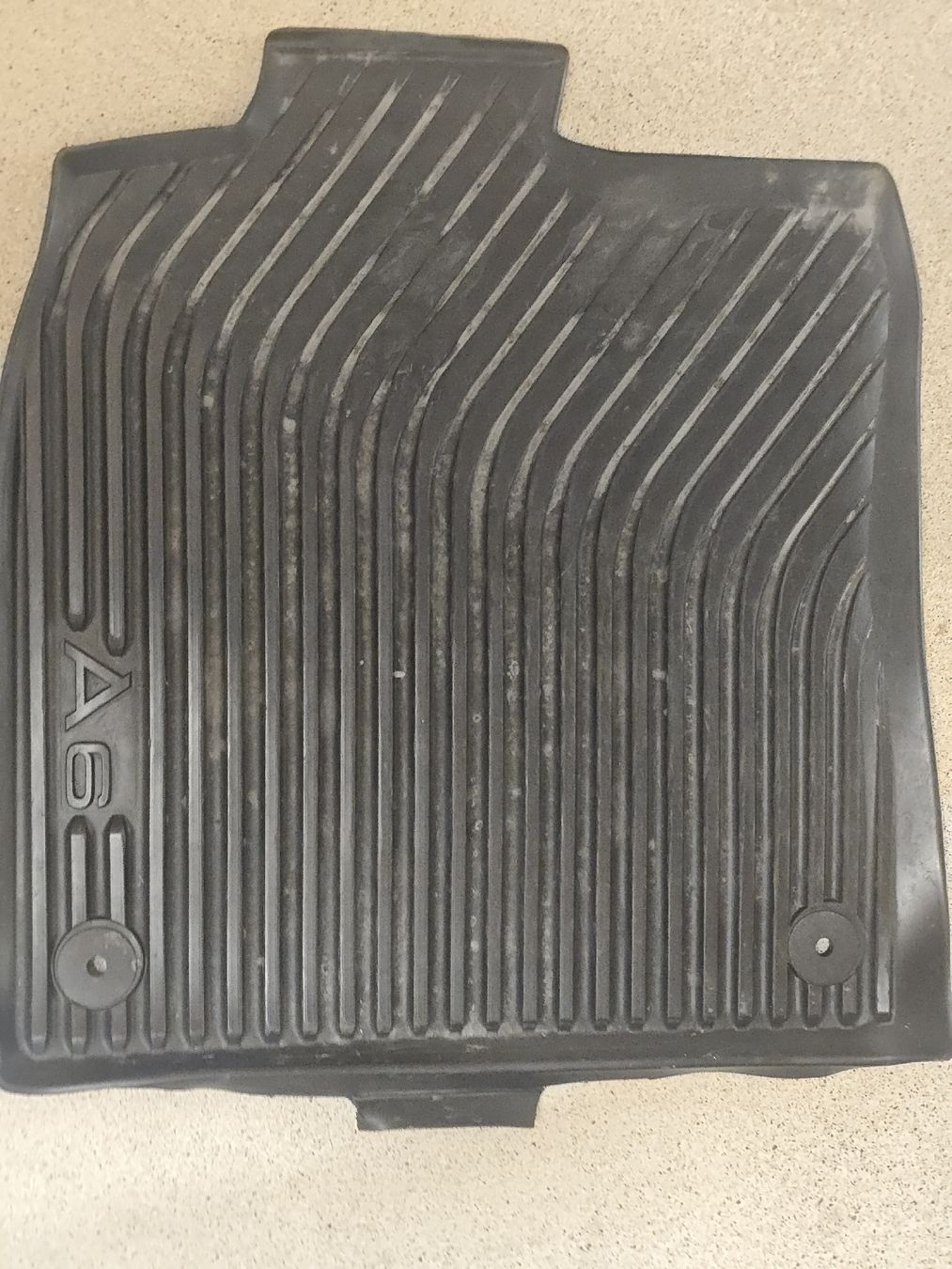 Teppiche: Fussmatten Audi a6  – Gebraucht aus Menziken von bilo.09. 2